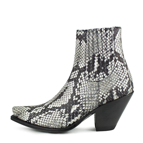 Empire pointed toe sale ankle boots