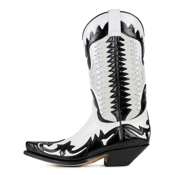 3840 Cuervo Laca Negro Hielo - Sendra Boots