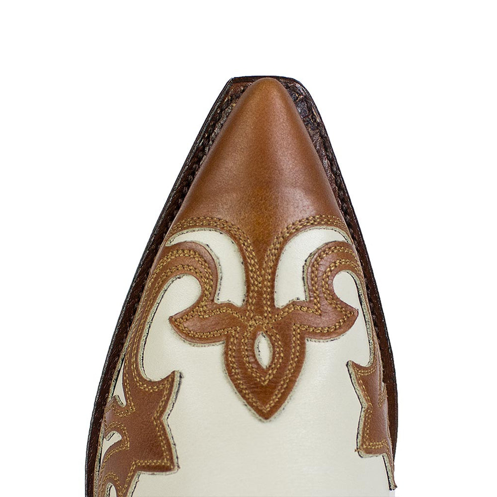 3840 CUERVO SALVAJE AVORIO – Sendra Boots